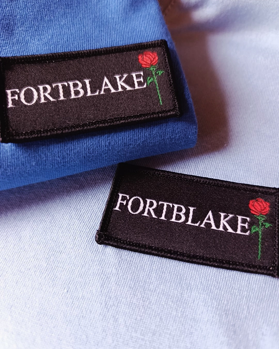 FORTBLAKE FLAG ROYAL T-SHIRT