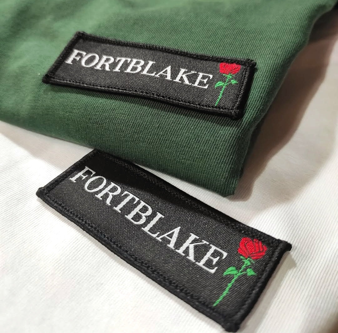 FORTBLAKE FLAG WHITE T-SHIRT